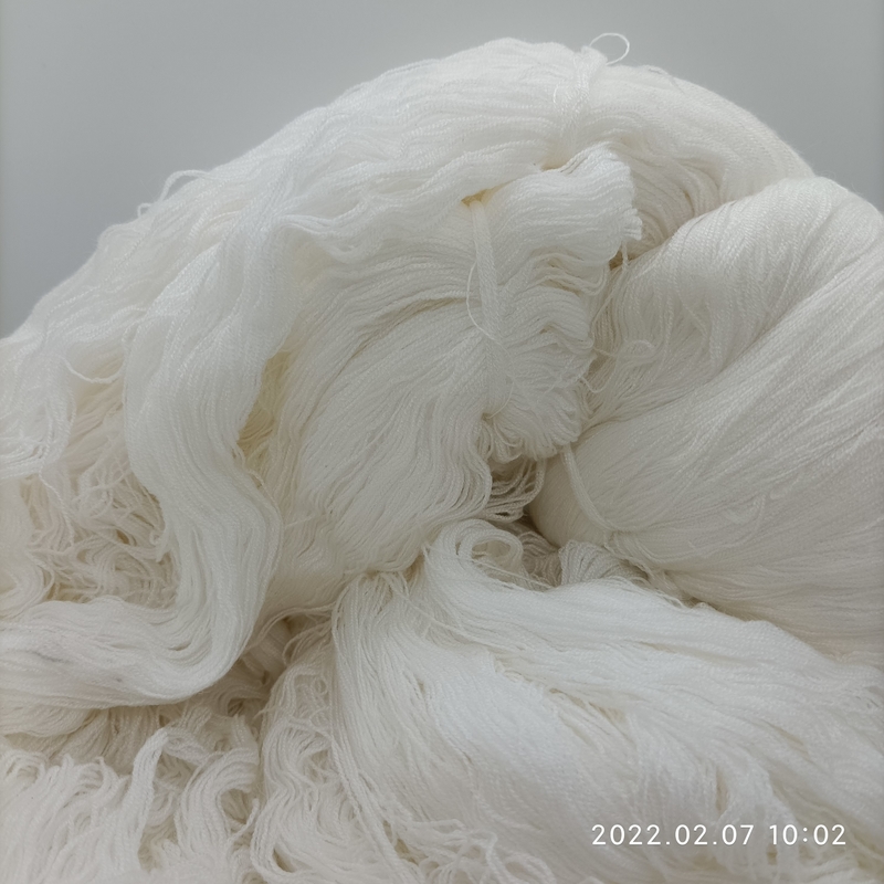 Core Spun Rabbit Fur jak fantazyjna przędza do robienia swetra